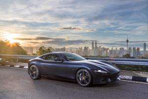 Ferrari Roma 2020 года 